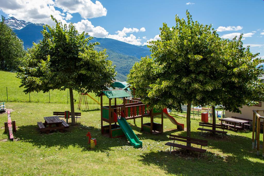 Belandin Ristorante Hotel Teglio Bagian luar foto